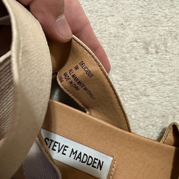 Steve Madden Sandal - Picture 3 of 3